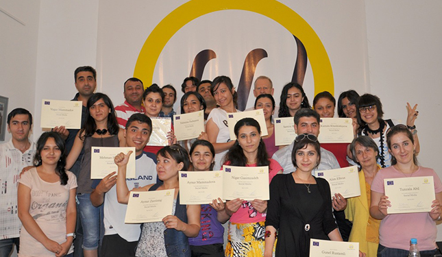 Azerbaijan S Social Media Trainees Ready To Pass On New Skills